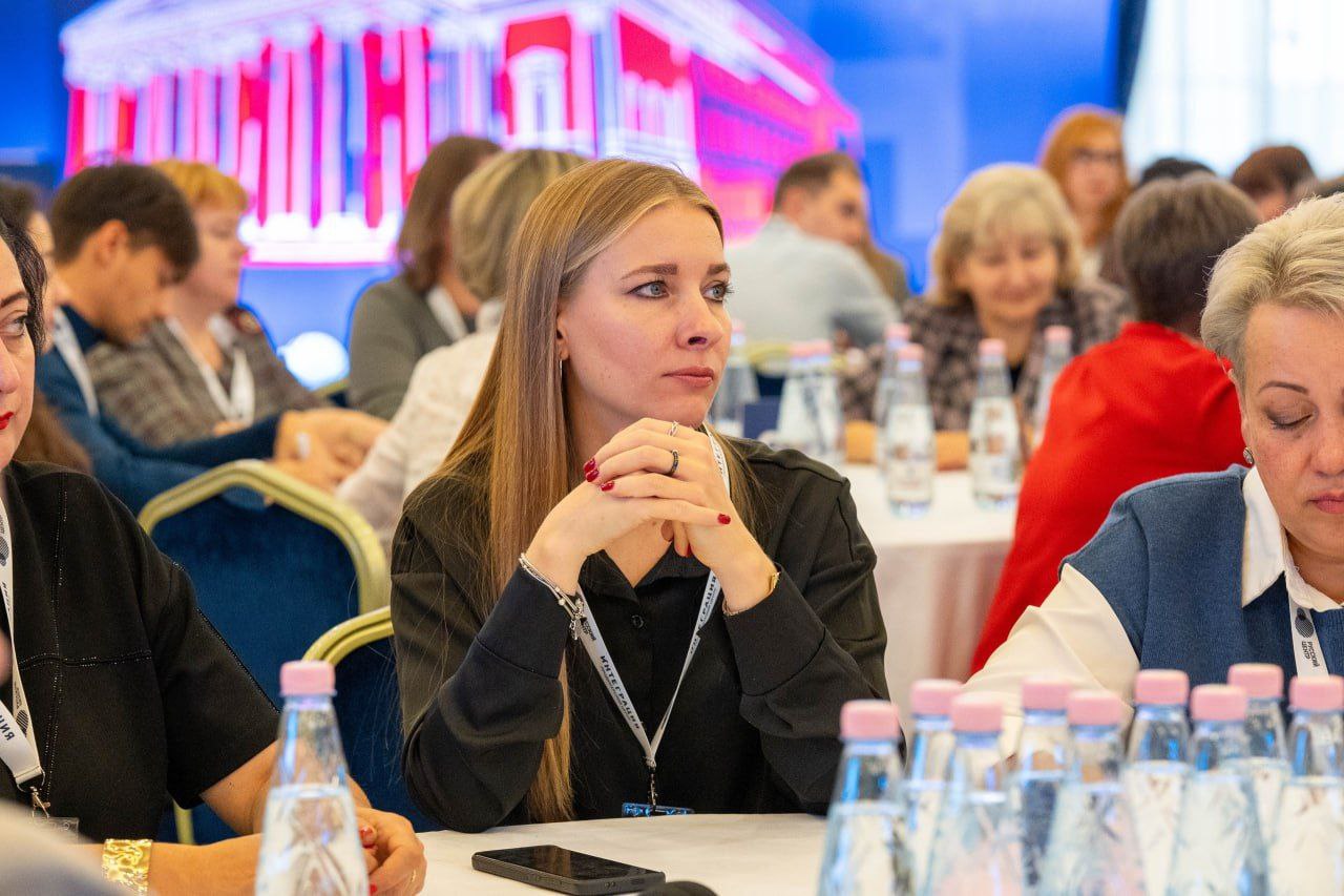 Херсонская область на форуме «Культура единства: креативные стратегии для Донбасса и Новороссии» Херсонская область на форуме «Культура единства: креативные стратегии для Донбасса и Новороссии»