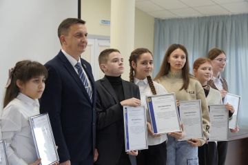 В Херсонской области наградили победителей конкурса ко Дню народного единства