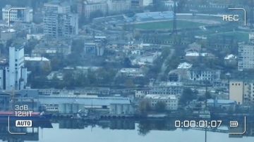 Херсон. Работа артиллерии 18 ОА ГВ "Днепр" по запланированным точкам береговой линии Херсона Енот из Херсона