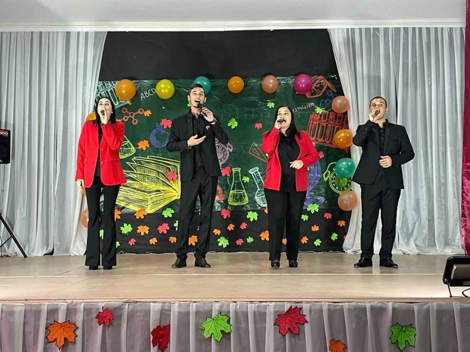 10 ноября в Новоалексеевской школе № 2 по случаю профессионального праздника – Дня сотрудника органов внутренних дел Российской Федерации состоялась торжественная концертная программа, ставшая ярким выражением уважения и... 10 ноября в Новоалексеевской школе № 2 по случаю профессионального праздника – Дня сотрудника органов внутренних дел Российской Федерации состоялась торжественная концертная программа, ставшая ярким выражением уважения и...