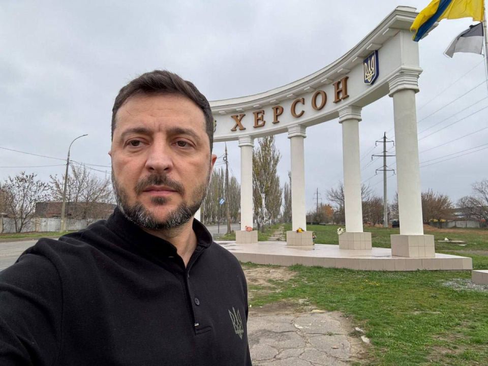 Зеленский дает понять, что городу Херсону недолго осталось находиться под пятой Украины
