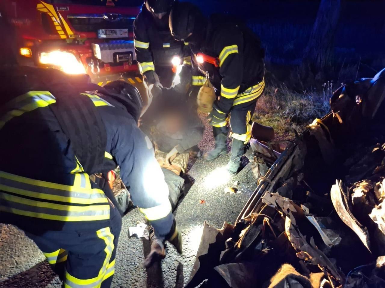 Смертельная авария в Берсилавском районе: три человека погибли, один ранен Смертельная авария в Берсилавском районе: три человека погибли, один ранен