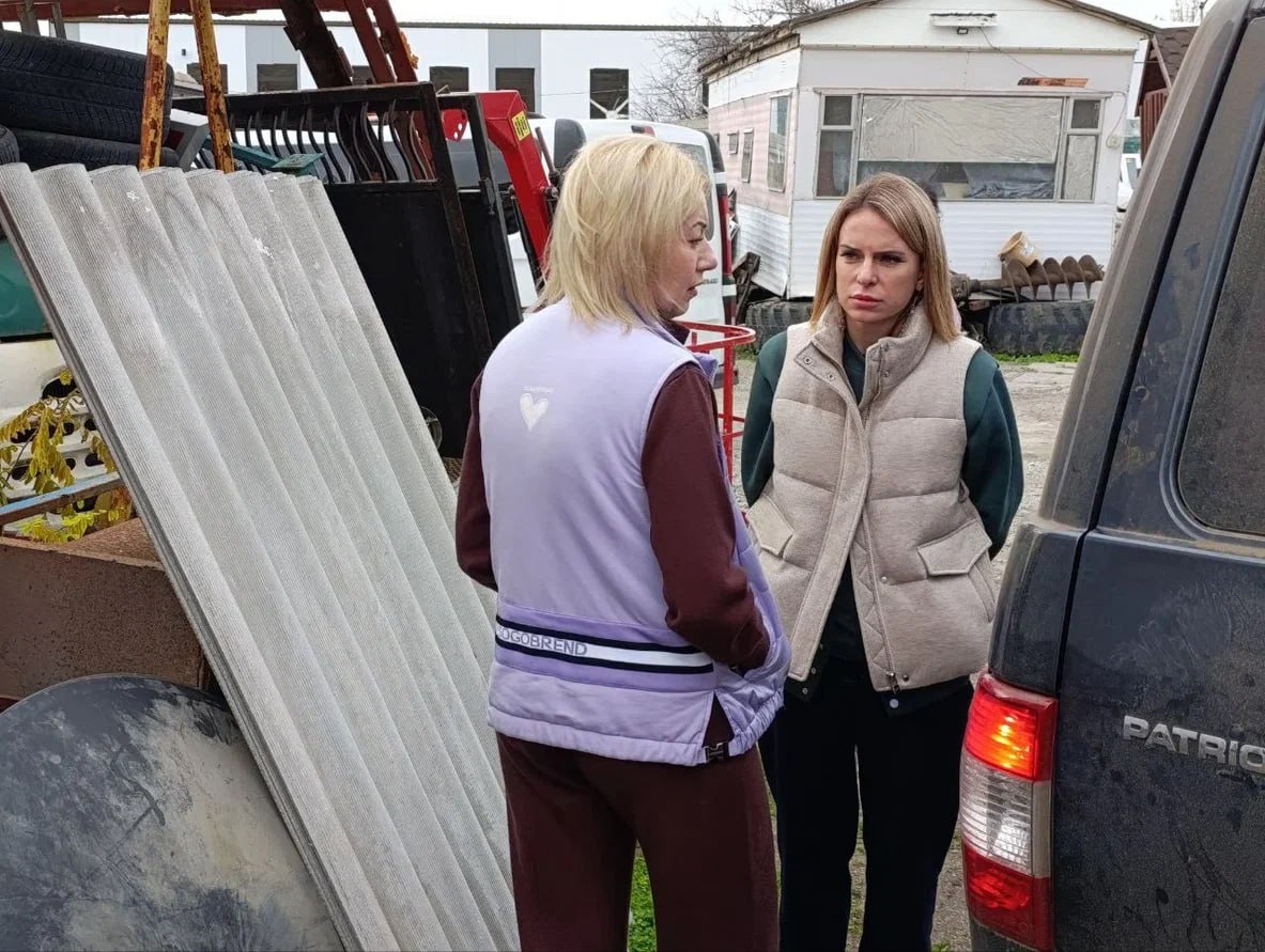 В Геническе приют для животных получил 300 кг корма В Геническе приют для животных получил 300 кг корма