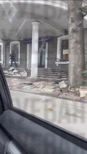 Одесса: прилёт в приморский бизнес центр...Zeekr ВЛЕТЕЛ