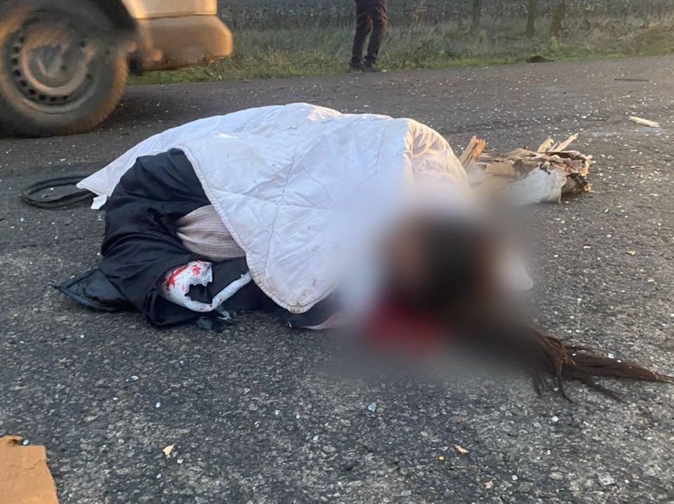 Смертельная авария в Берсилавском районе: три человека погибли, один ранен Смертельная авария в Берсилавском районе: три человека погибли, один ранен