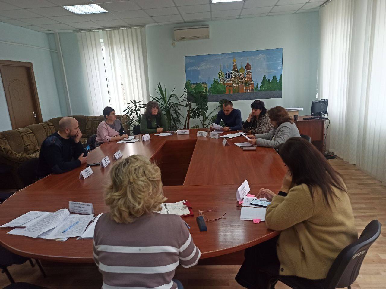 Заседание комиссии по делам несовершеннолетних и защите их прав