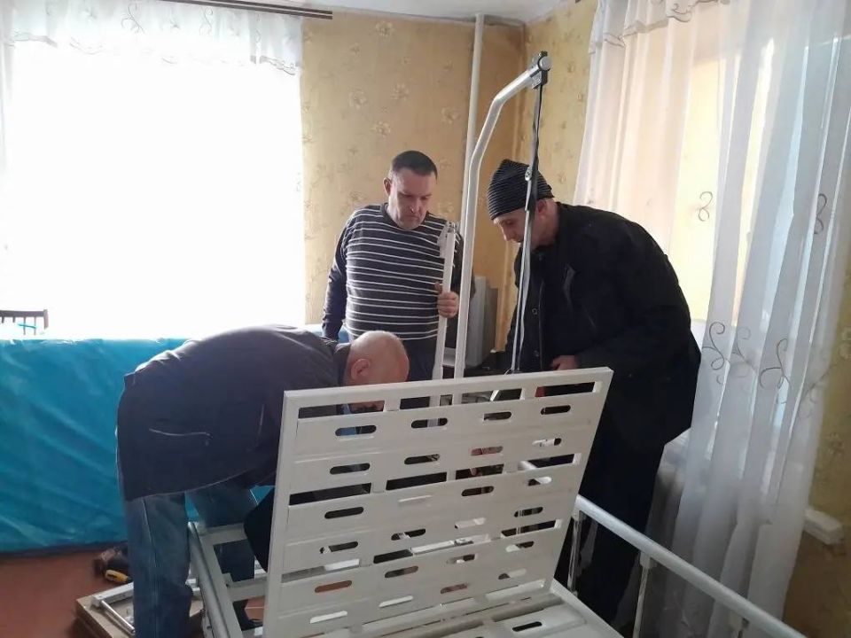 Владимир Оганесов: Уважаемые новокаховчане!. Жители нашего округа — это наша большая семья, и в семье не оставляют в беде тех, кому особенно трудно Владимир Оганесов: Уважаемые новокаховчане!. Жители нашего округа — это наша большая семья, и в семье не оставляют в беде тех, кому особенно трудно