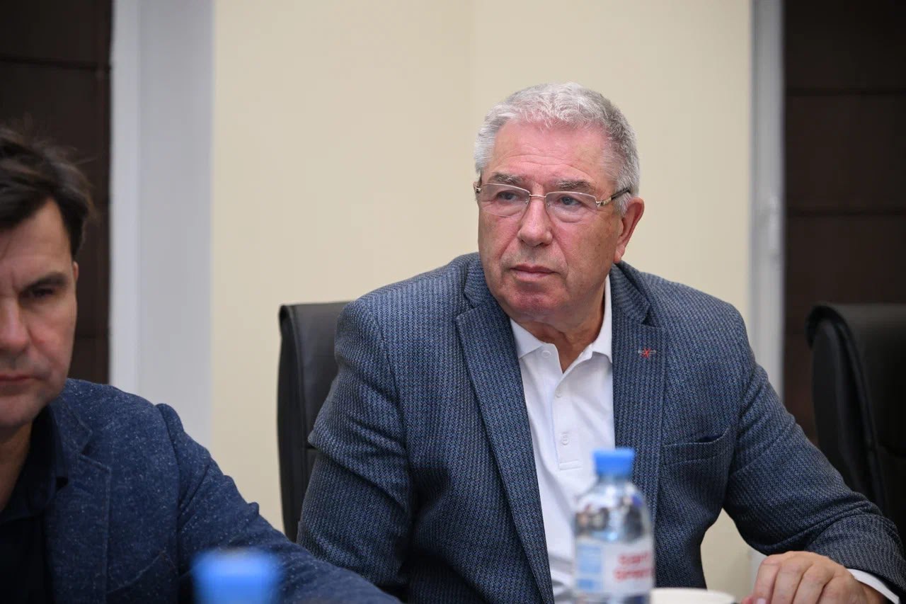 Новотроицкую ЦРБ отремонтируют по поручению Президента России, сообщил Владимир Сальдо Новотроицкую ЦРБ отремонтируют по поручению Президента России, сообщил Владимир Сальдо