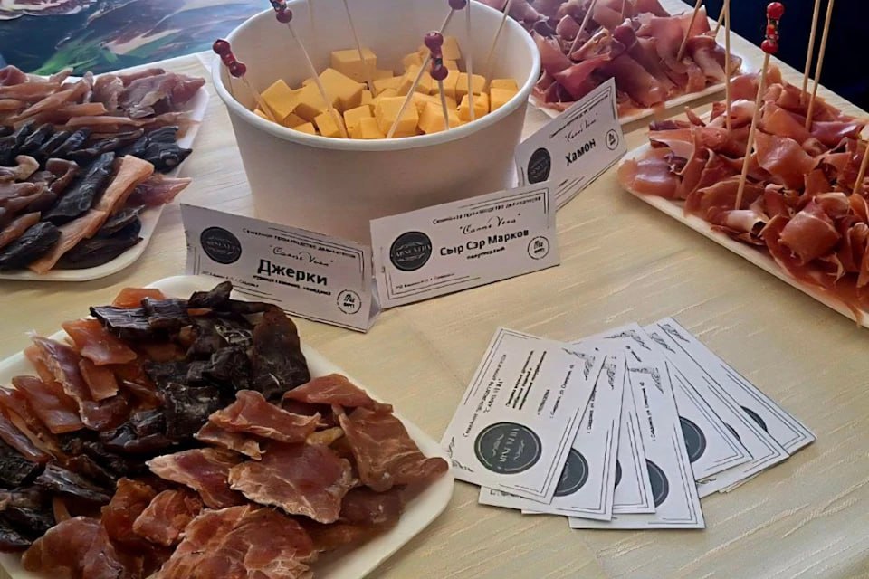 На Херсонщине к Всемирному дню качества прошла дегустация сыров и деликатесов