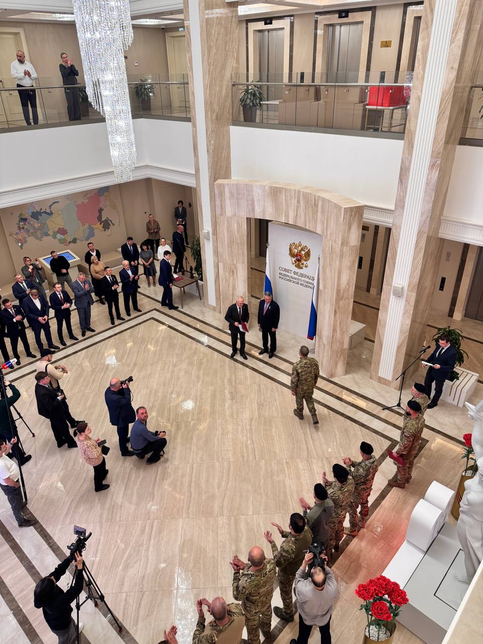 Рамиль Замалетдинов: Имел честь принять участие в торжественном открытии фотовыставки в Совете Федерации, посвящённой бойцам легендарного подразделения ОДШБР «Ветераны» — одному из самых результативных подразделений... Рамиль Замалетдинов: Имел честь принять участие в торжественном открытии фотовыставки в Совете Федерации, посвящённой бойцам легендарного подразделения ОДШБР «Ветераны» — одному из самых результативных подразделений...