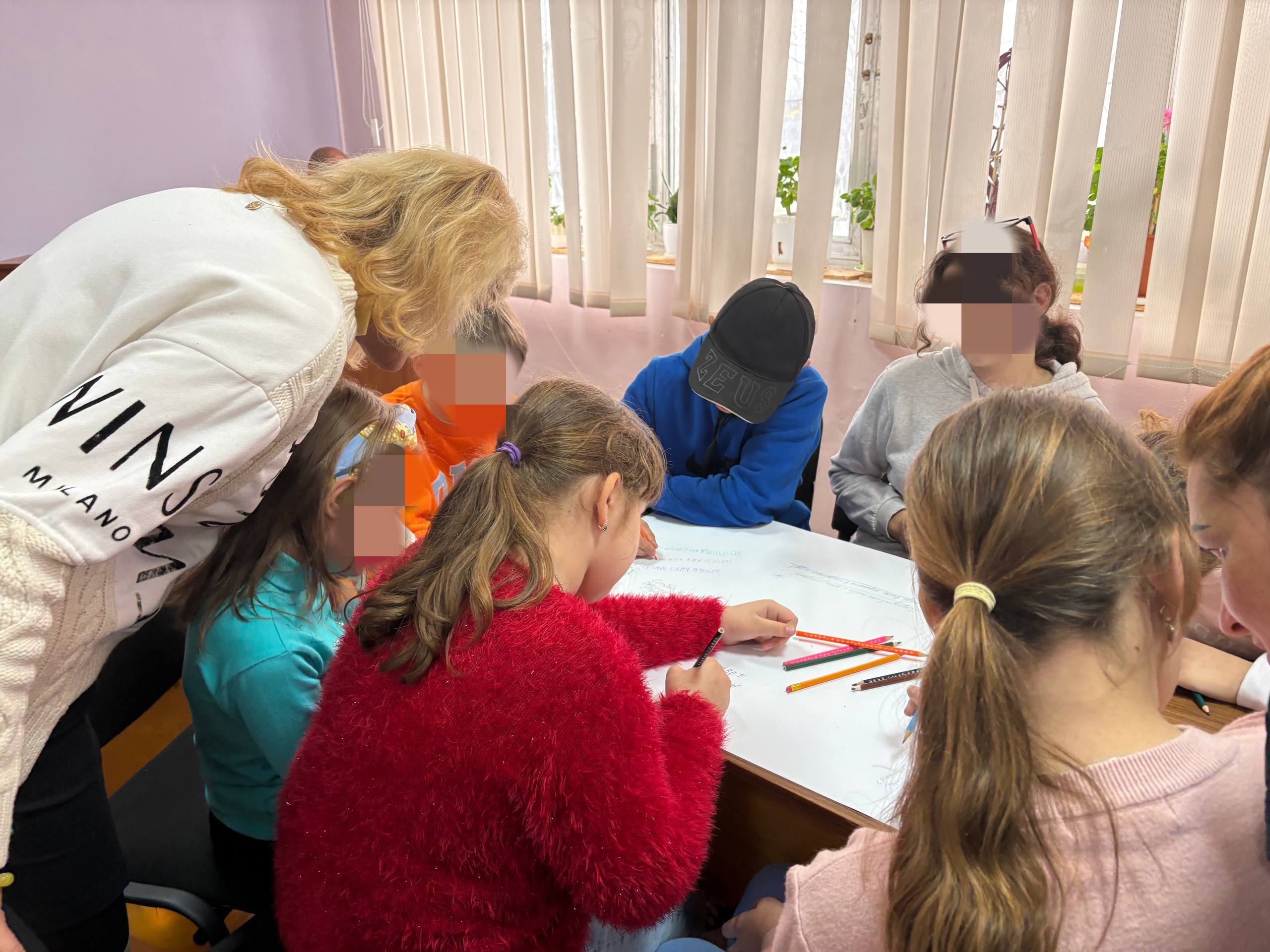 Урок доброты для юных новокаховчан прошел в округе Урок доброты для юных новокаховчан прошел в округе