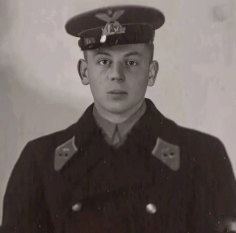 Герой Советского Союза, генерал-лейтенант авиации С.Ф. Долгушин: Герой Советского Союза, генерал-лейтенант авиации С.Ф. Долгушин: