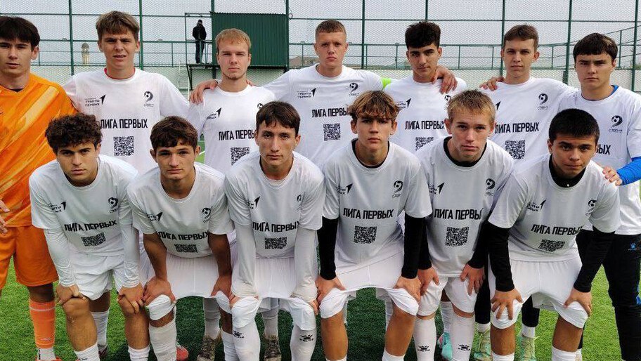 Футболисты из Херсонской области завоевали бронзу на турнире в Махачкале