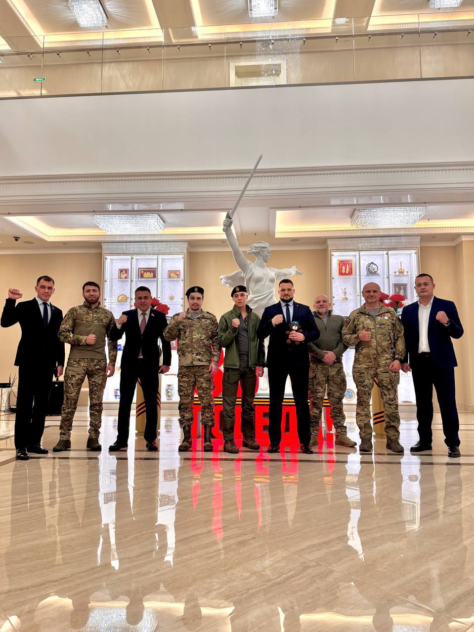 Рамиль Замалетдинов: Имел честь принять участие в торжественном открытии фотовыставки в Совете Федерации, посвящённой бойцам легендарного подразделения ОДШБР «Ветераны» — одному из самых результативных подразделений... Рамиль Замалетдинов: Имел честь принять участие в торжественном открытии фотовыставки в Совете Федерации, посвящённой бойцам легендарного подразделения ОДШБР «Ветераны» — одному из самых результативных подразделений...