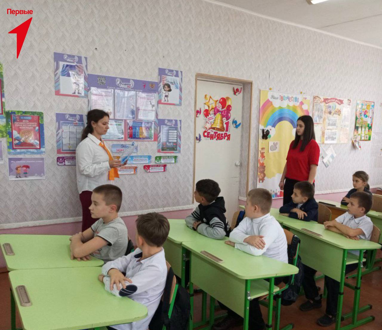 Первые Чаплинской школы № 2 провели необычный урок для второклассников Первые Чаплинской школы № 2 провели необычный урок для второклассников