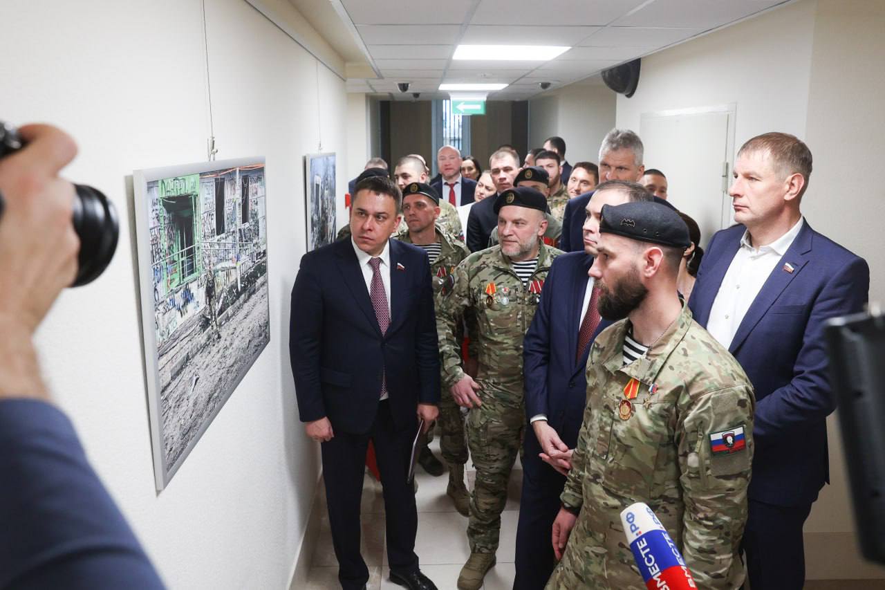 Рамиль Замалетдинов: Имел честь принять участие в торжественном открытии фотовыставки в Совете Федерации, посвящённой бойцам легендарного подразделения ОДШБР «Ветераны» — одному из самых результативных подразделений... Рамиль Замалетдинов: Имел честь принять участие в торжественном открытии фотовыставки в Совете Федерации, посвящённой бойцам легендарного подразделения ОДШБР «Ветераны» — одному из самых результативных подразделений...