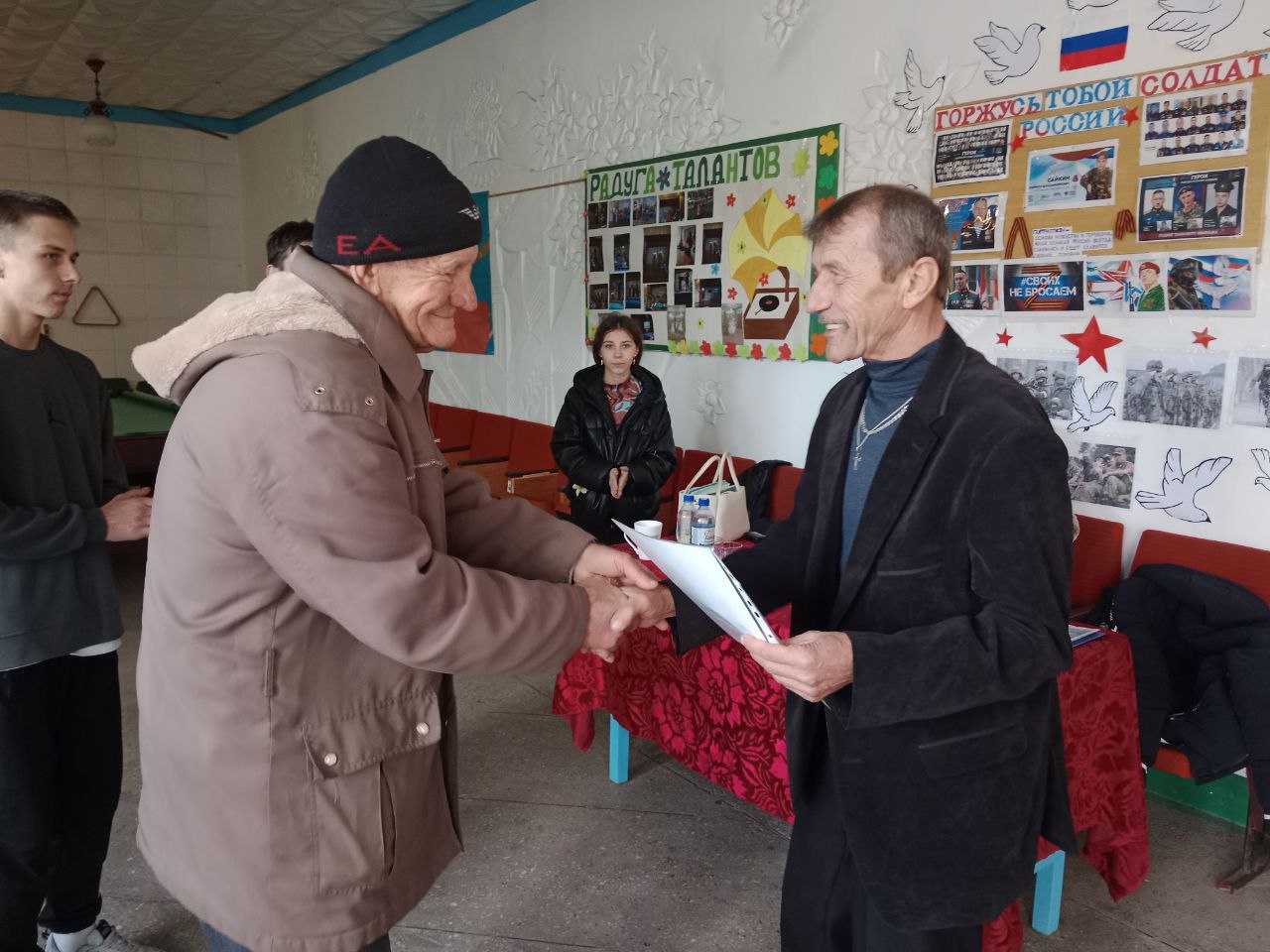 13 ноября в Нижнеторгаивском Доме культуры прошёл турнир по бильярду "Золотой кий" 13 ноября в Нижнеторгаивском Доме культуры прошёл турнир по бильярду "Золотой кий"