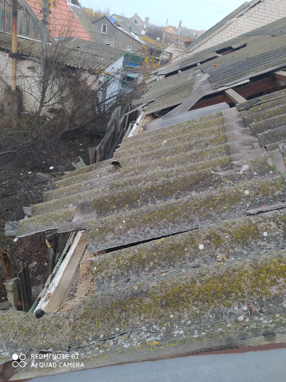 Павел Филипчук: Каховка. Сегодня.. Укробоевики обстреляли город. Повреждены несколько зданий. Пострадавших нет Павел Филипчук: Каховка. Сегодня.. Укробоевики обстреляли город. Повреждены несколько зданий. Пострадавших нет