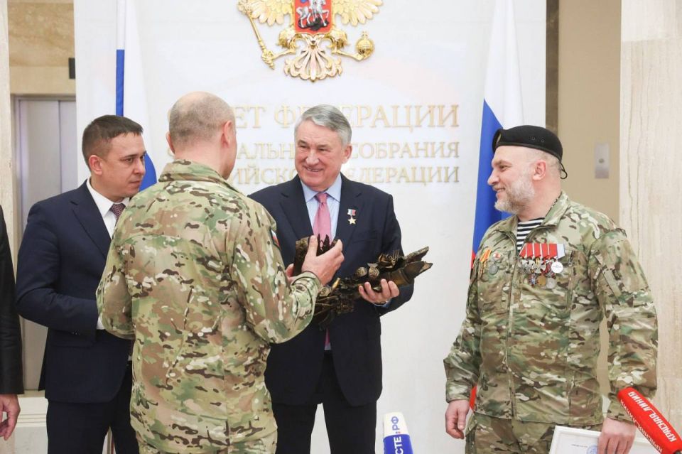 Бойцов Отдельной диверсионно-штурмовой бригады «Ветераны» поприветствовали в Совете Федерации Бойцов Отдельной диверсионно-штурмовой бригады «Ветераны» поприветствовали в Совете Федерации