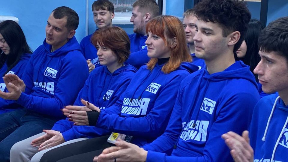 Владимир Сальдо: «Молодая Гвардия в Херсонской области работает 3 года и показывает настоящую преданность своему делу и людям» Владимир Сальдо: «Молодая Гвардия в Херсонской области работает 3 года и показывает настоящую преданность своему делу и людям»