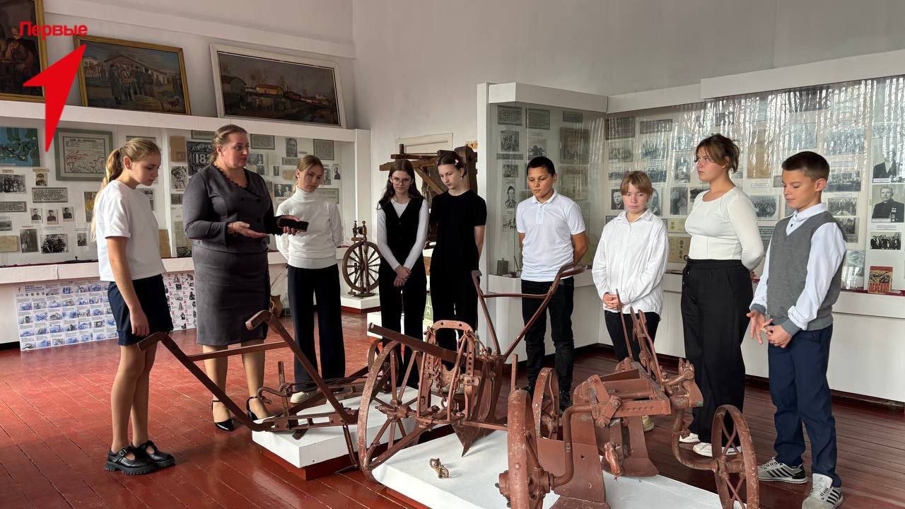 Первые провели урок истории в музее Строгановской школы Первые провели урок истории в музее Строгановской школы