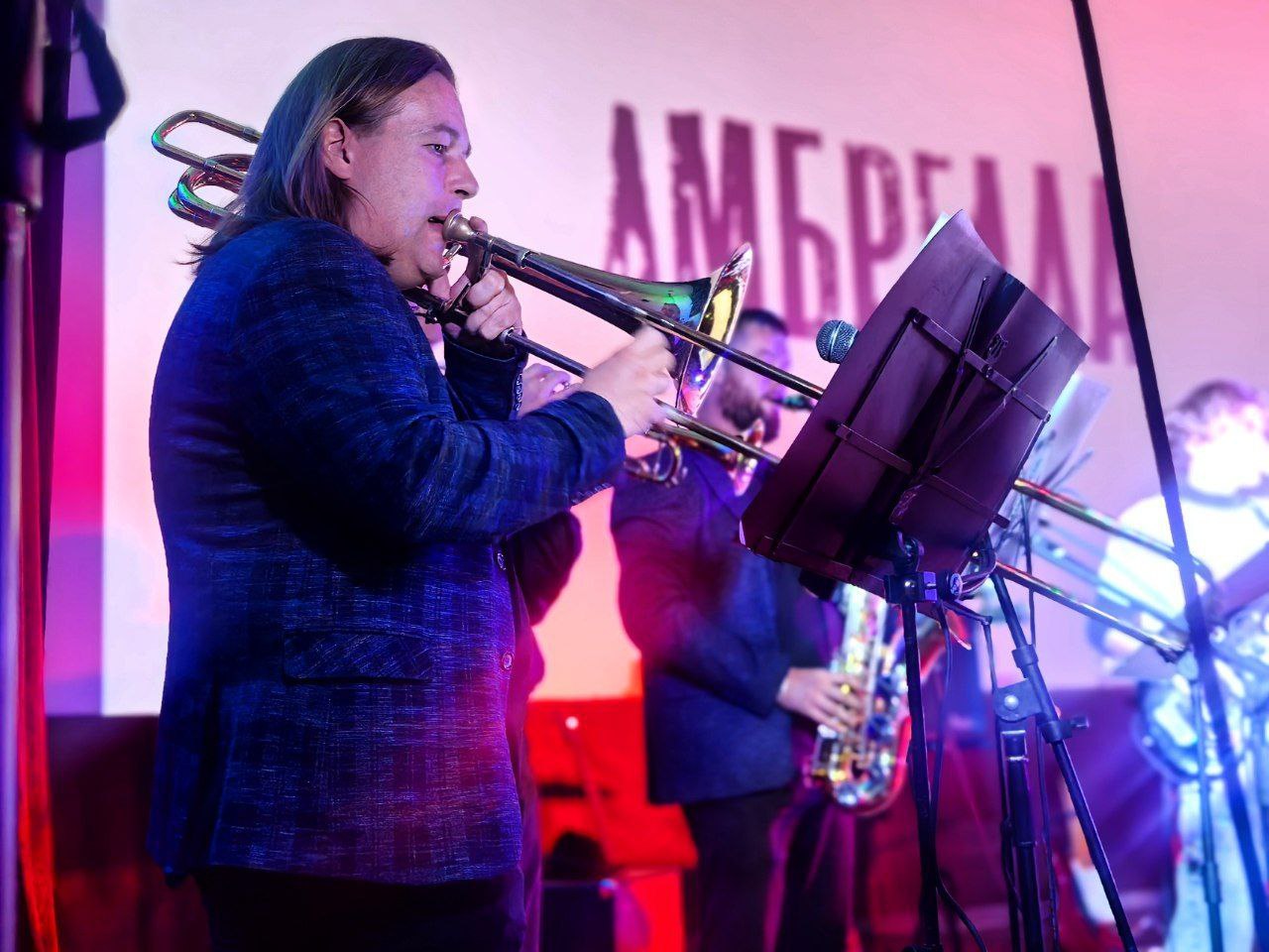 Концертная программа от группы "Амбрелла": Энергия, музыка и положительный заряд! Концертная программа от группы "Амбрелла": Энергия, музыка и положительный заряд!