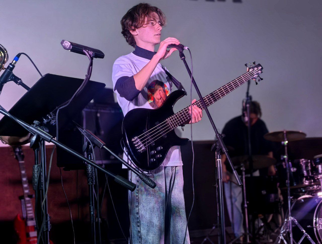 Концертная программа от группы "Амбрелла": Энергия, музыка и положительный заряд! Концертная программа от группы "Амбрелла": Энергия, музыка и положительный заряд!