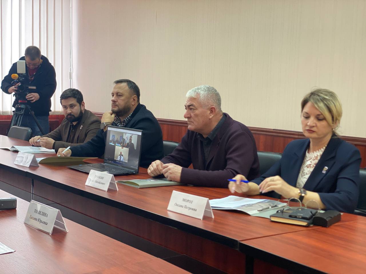 В Херсонской области «Единая Россия» обновила состав председателей общественных советов партийных проектов В Херсонской области «Единая Россия» обновила состав председателей общественных советов партийных проектов