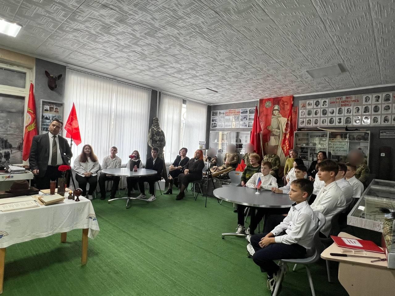 В Асканийской школе Чаплинского района состоялся музейный урок "Учителя Победы" В Асканийской школе Чаплинского района состоялся музейный урок "Учителя Победы"