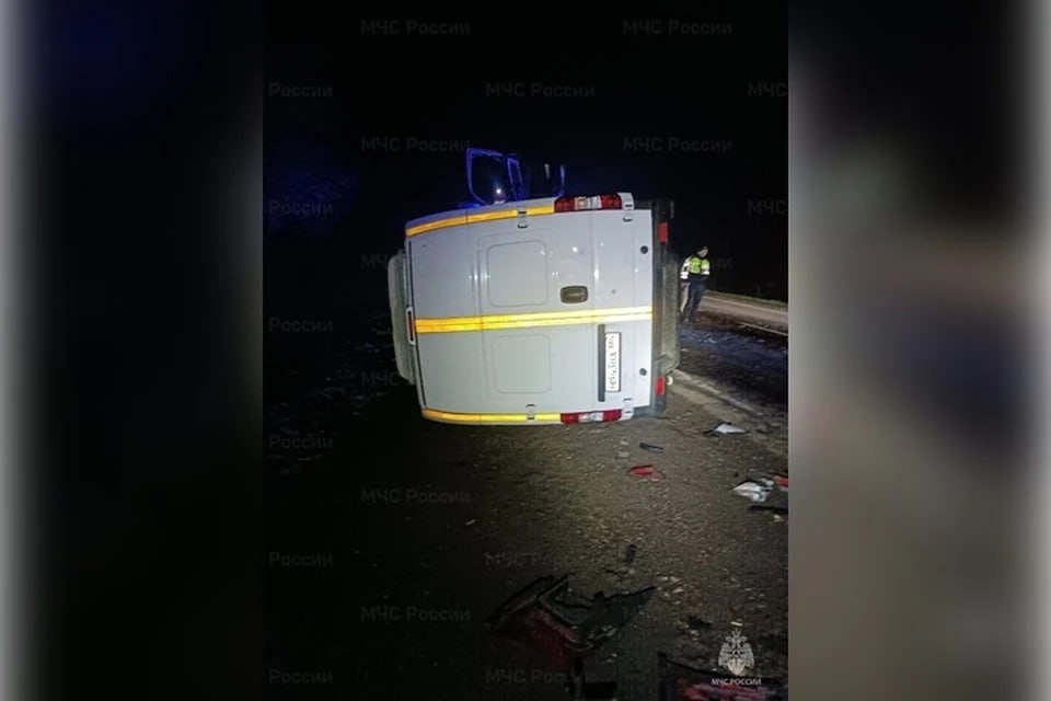 В Херсонской области перевернулся микроавтобус