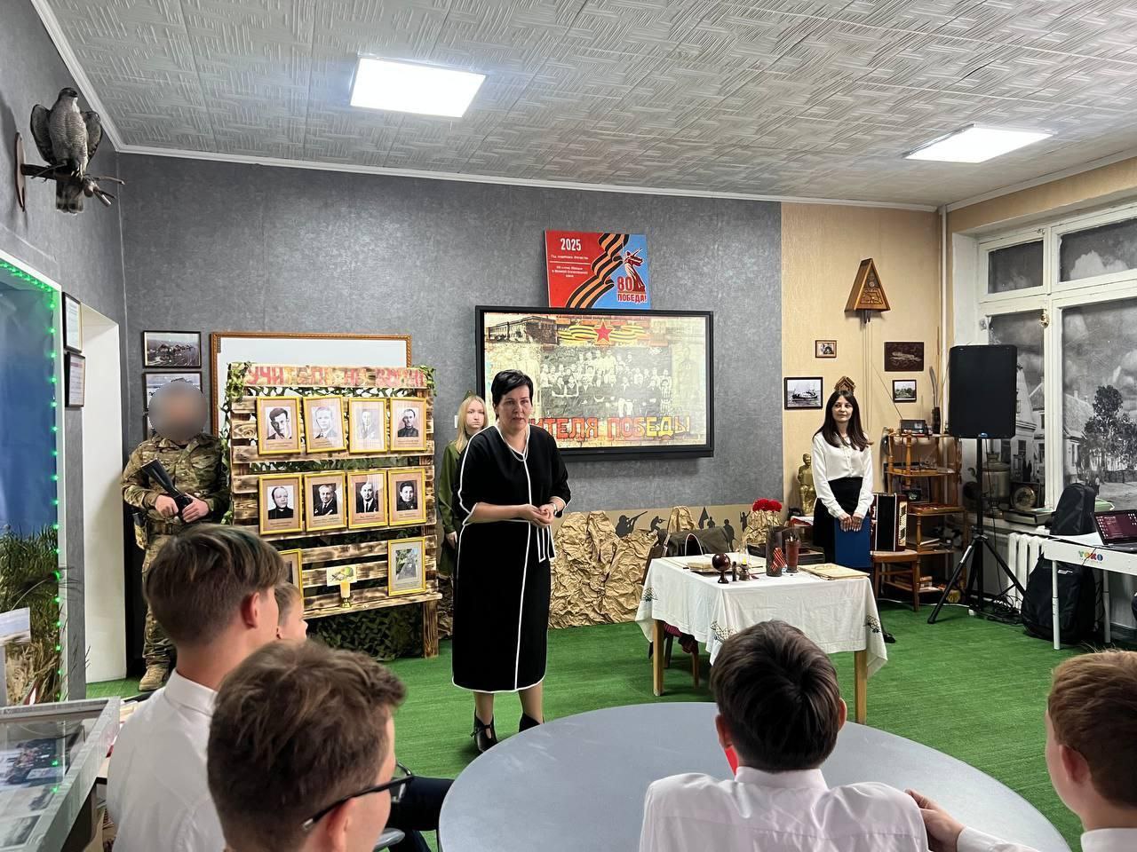 В Асканийской школе Чаплинского района состоялся музейный урок "Учителя Победы" В Асканийской школе Чаплинского района состоялся музейный урок "Учителя Победы"