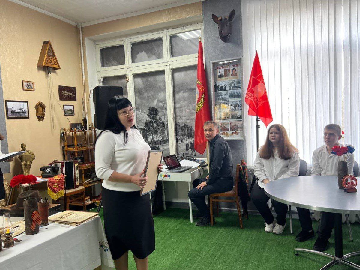 В Асканийской школе Чаплинского района состоялся музейный урок "Учителя Победы" В Асканийской школе Чаплинского района состоялся музейный урок "Учителя Победы"