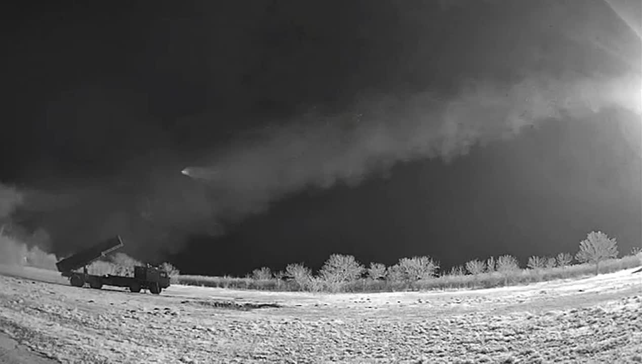 Зеля решил постращать Россию