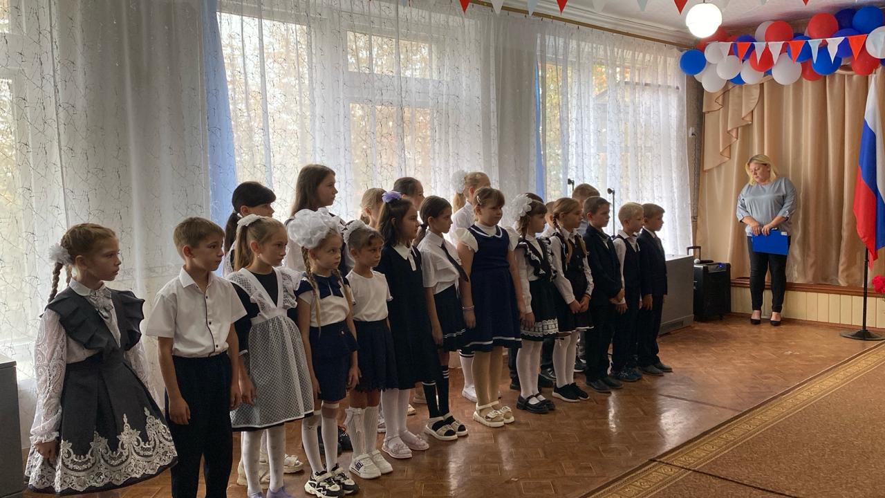 Владимир Сальдо: В Ивановской школе открыли «Парту Героя» — наш земляк Фёдор Резник, Герой Советского Союза, вернулся в класс Владимир Сальдо: В Ивановской школе открыли «Парту Героя» — наш земляк Фёдор Резник, Герой Советского Союза, вернулся в класс