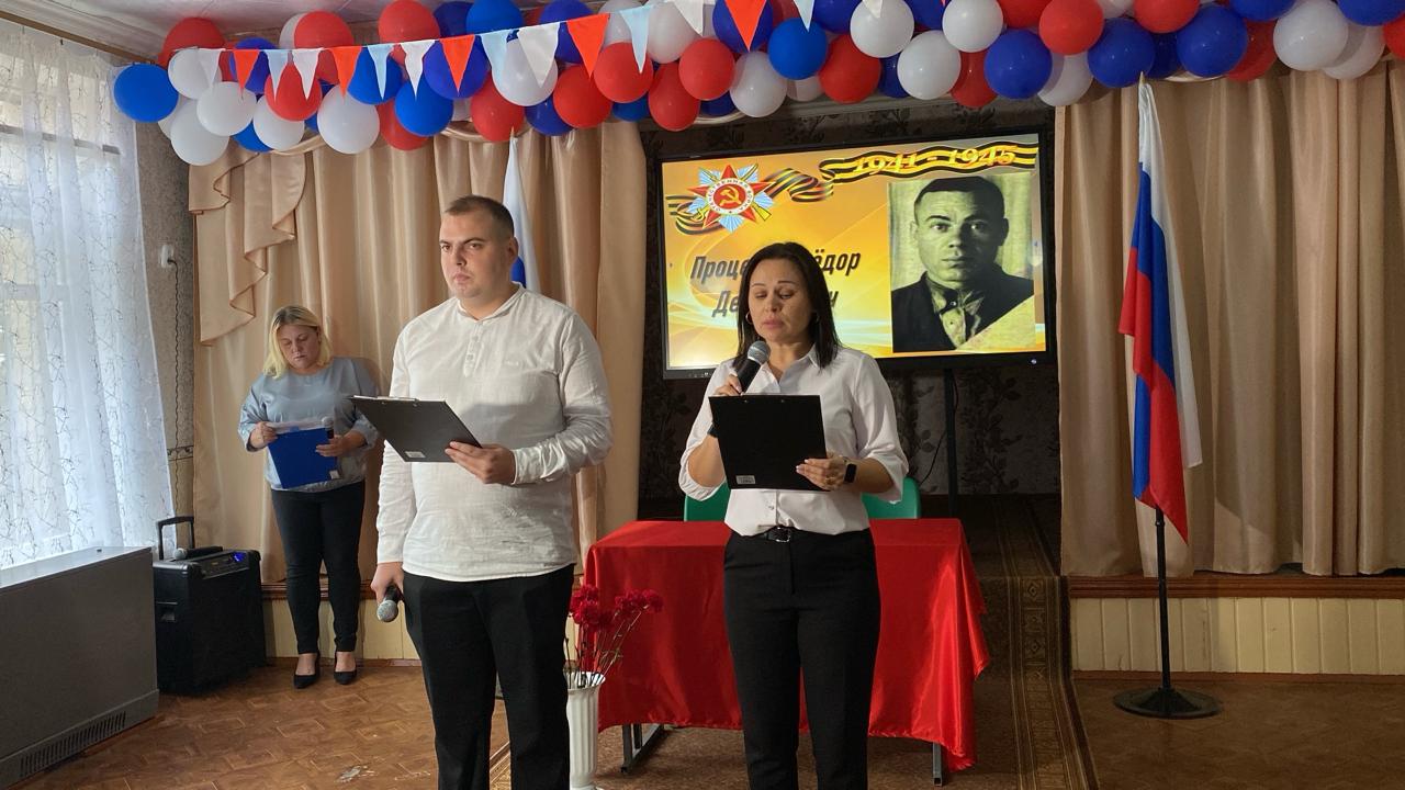 Владимир Сальдо: В Ивановской школе открыли «Парту Героя» — наш земляк Фёдор Резник, Герой Советского Союза, вернулся в класс Владимир Сальдо: В Ивановской школе открыли «Парту Героя» — наш земляк Фёдор Резник, Герой Советского Союза, вернулся в класс