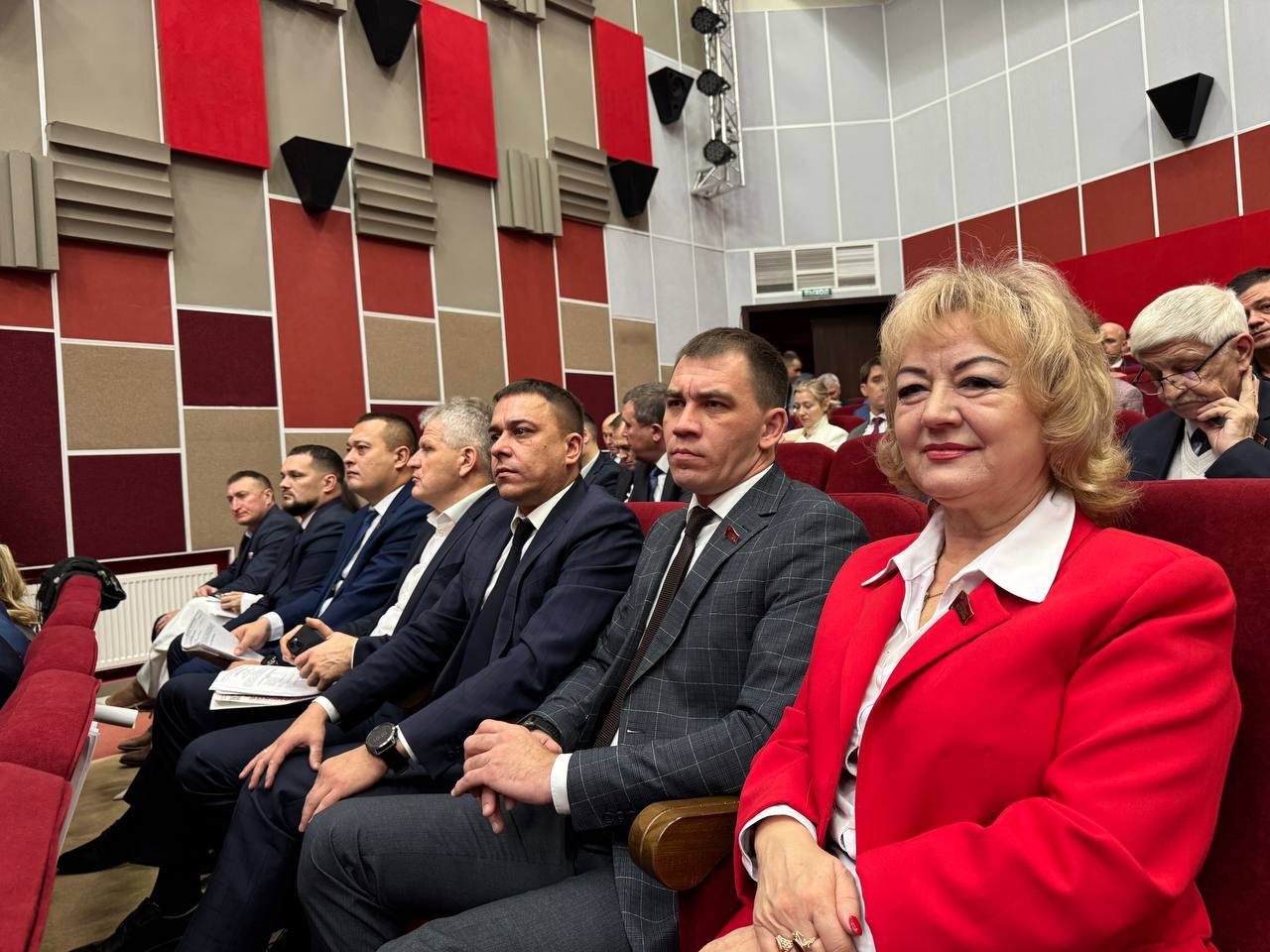 КПРФ усиливает курс на Программу Победы КПРФ усиливает курс на Программу Победы