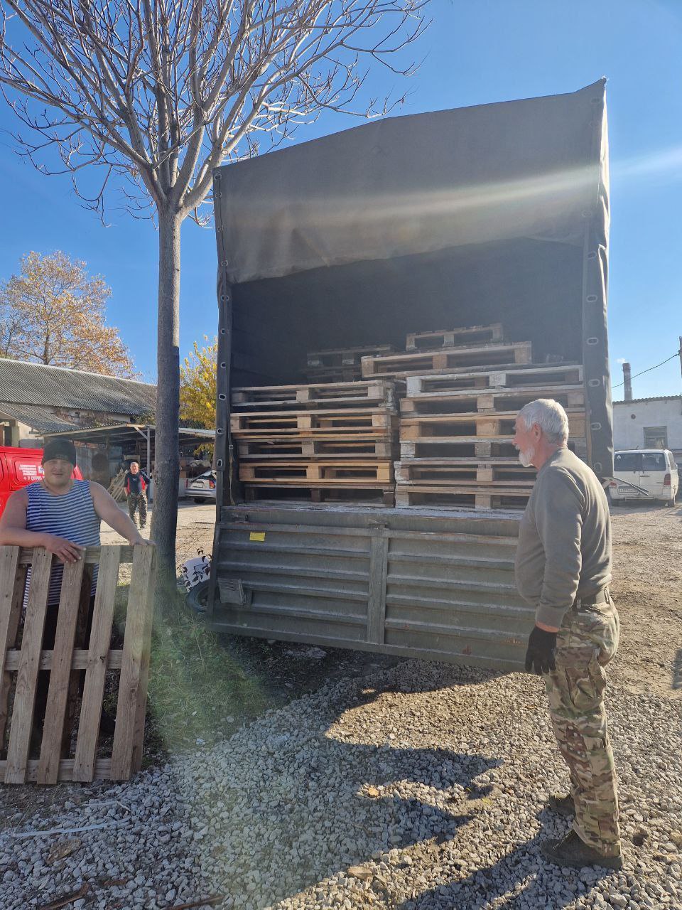 Крымская митрополия передала партию гуманитарной помощи бойцам на Херсонском направлении Крымская митрополия передала партию гуманитарной помощи бойцам на Херсонском направлении