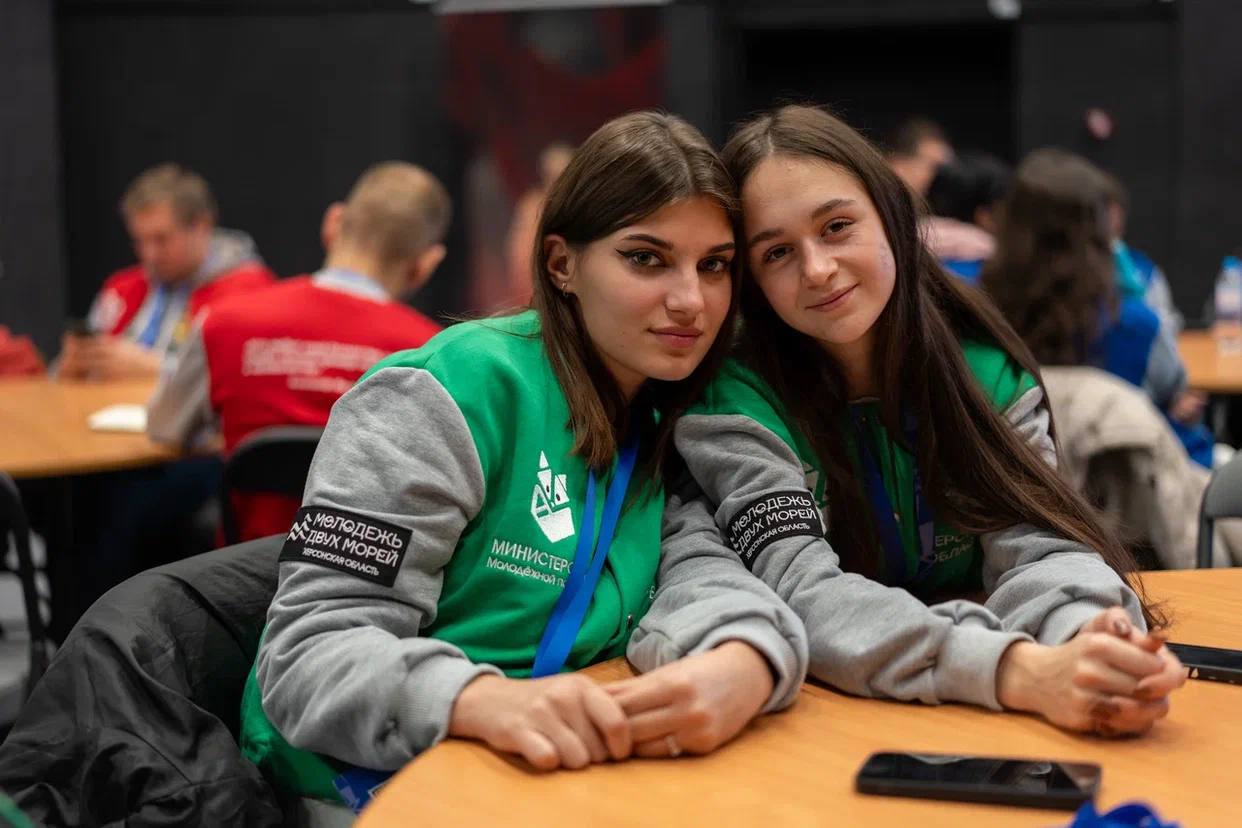 Командный квиз "Новороссия – территория созидания" на образовательной программе «Будь с нами» Командный квиз "Новороссия – территория созидания" на образовательной программе «Будь с нами»