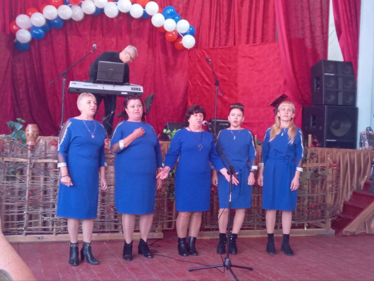 Ко Дню села Черноморовка прошел праздничный концерт Ко Дню села Черноморовка прошел праздничный концерт
