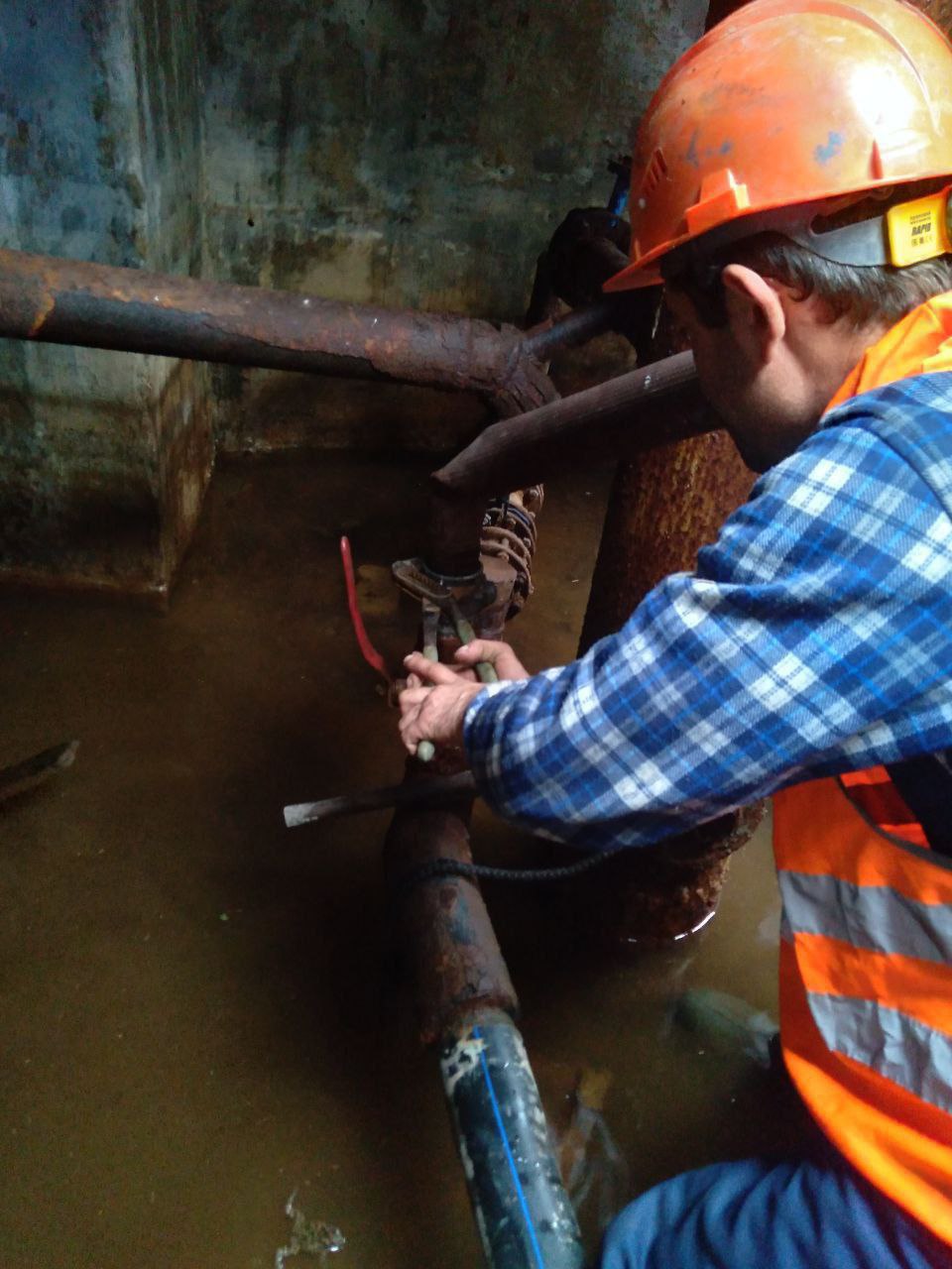 Специалисты Горностаевского ТПУ провели аварийно-восстановительные работы на сетях водоснабжения в нескольких населенных пунктах, обеспечив бесперебойное водоснабжение жителей Специалисты Горностаевского ТПУ провели аварийно-восстановительные работы на сетях водоснабжения в нескольких населенных пунктах, обеспечив бесперебойное водоснабжение жителей