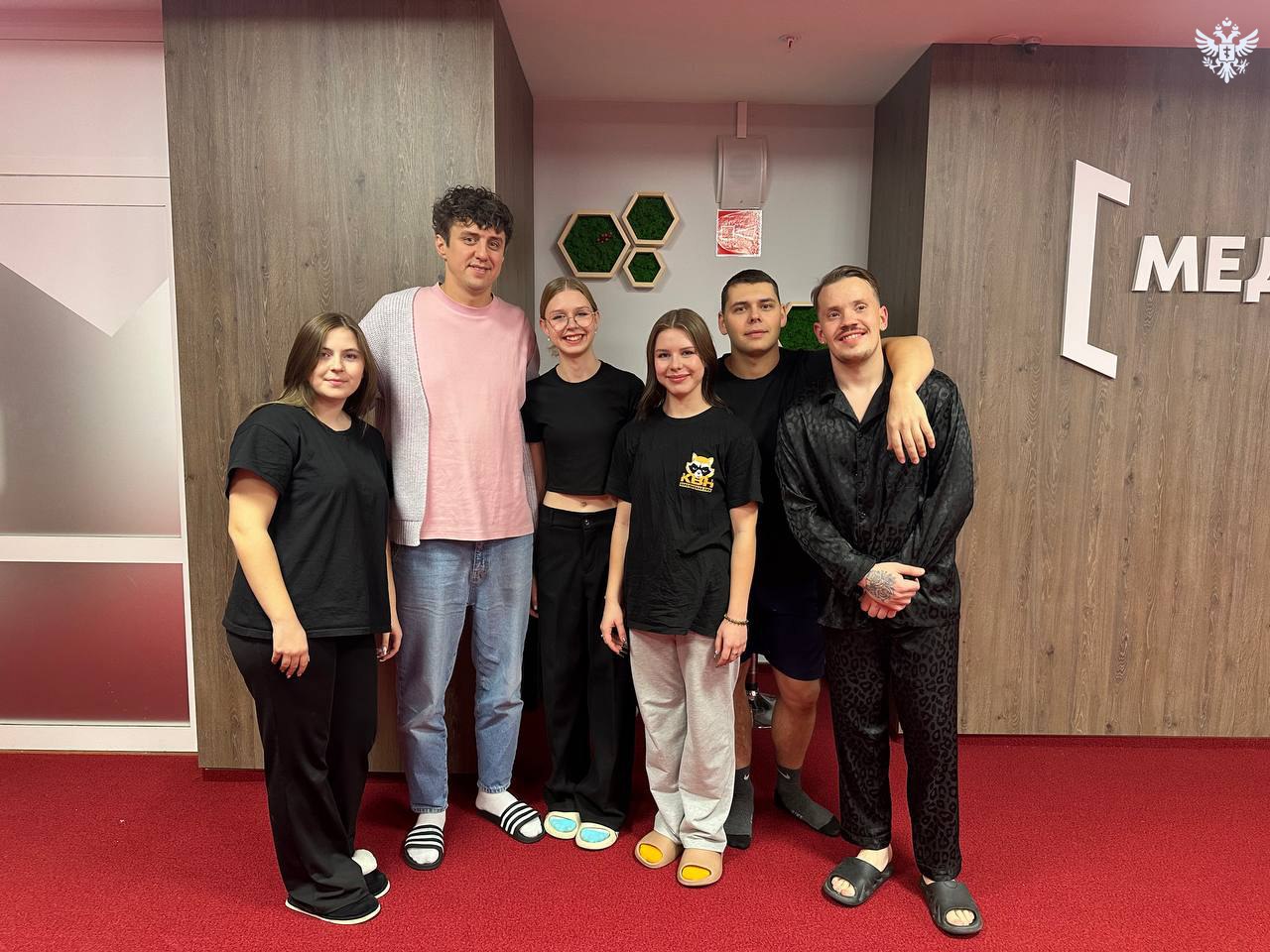 Скадовская команда «Рука в синице» вышла в финал Северной лиги КВН Скадовская команда «Рука в синице» вышла в финал Северной лиги КВН