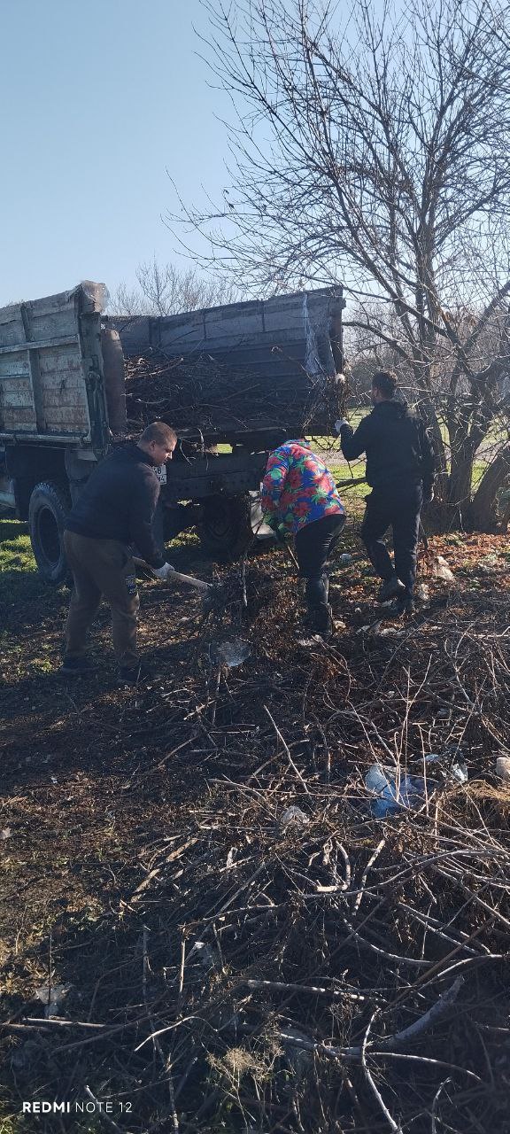 Евгения Кузьменко: Сотрудники МКУ «НЖКП» каждый день благоустраивают наш округ Евгения Кузьменко: Сотрудники МКУ «НЖКП» каждый день благоустраивают наш округ