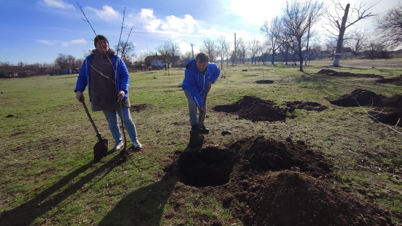 В селе Партизаны Вольновского территориального отдела прошла акция под названием «Память прошлого», В селе Партизаны Вольновского территориального отдела прошла акция под названием «Память прошлого»,