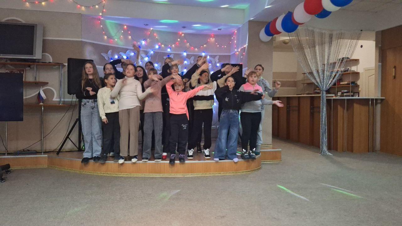 «Я-леди»: в Алексеевке прошел урок красоты и стиля для школьниц