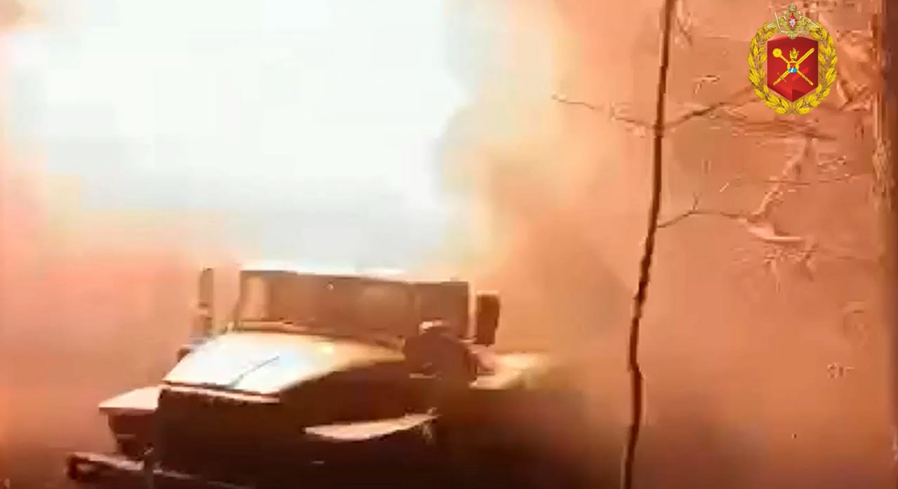 Расчёт РСЗО «Град» нанёс удар по позициям противника Расчёт РСЗО «Град» нанёс удар по позициям противника