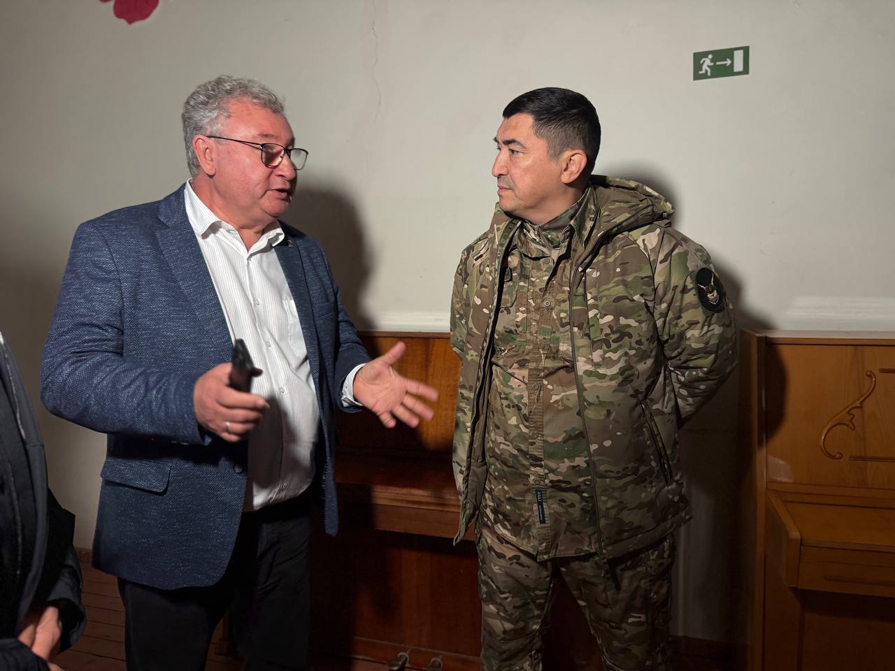 Энвер Абдураимов: Встретился с участниками проекта Единой России «Киносреда» и провел урок мужества для школьников Александровки Энвер Абдураимов: Встретился с участниками проекта Единой России «Киносреда» и провел урок мужества для школьников Александровки