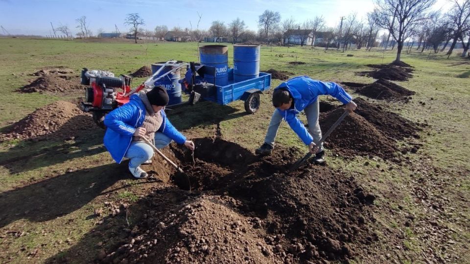 В селе Партизаны Вольновского территориального отдела прошла акция под названием «Память прошлого», В селе Партизаны Вольновского территориального отдела прошла акция под названием «Память прошлого»,