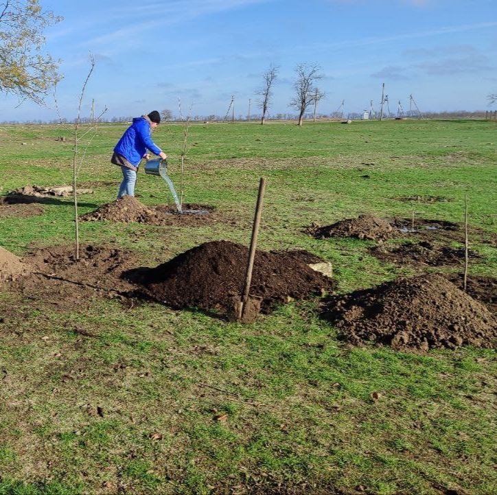 В селе Партизаны Вольновского территориального отдела прошла акция под названием «Память прошлого», В селе Партизаны Вольновского территориального отдела прошла акция под названием «Память прошлого»,