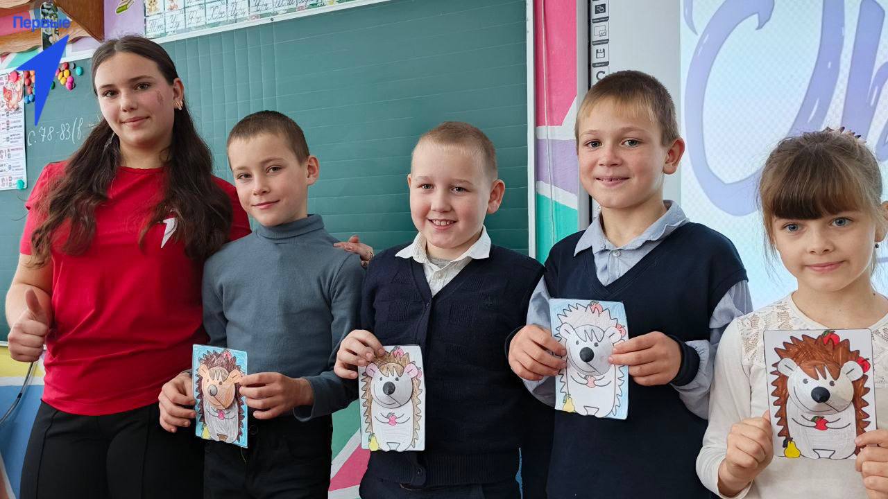 Первые Строгановской школы провели творческий урок для третьеклассников Первые Строгановской школы провели творческий урок для третьеклассников