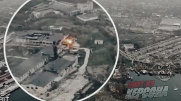 Херсон. Совместная работа операторов БПЛа и артиллерии 18 ОА ГВ "Днепр" уничтожения склада материальных средств в прибрежной зоне Енот из Херсона